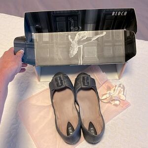 Bloch leather ballet flats